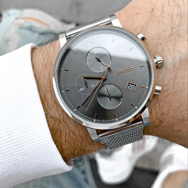 Montre homme Hugo Boss Integrity réf. 1513807, chronographe quartz, boîtier 43 mm, acier inoxydable, étanche 50 m – quatrième vue