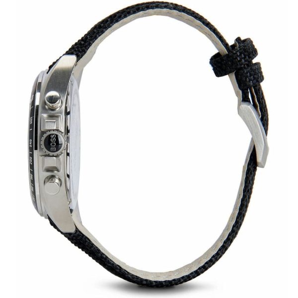 Montre homme Hugo Boss Nylon 47 mm réf. 1513087, bracelet textile, mouvement quartz chronographe – vue de trois-quarts