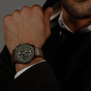 Montre homme Hugo Boss Peak réf. 1514187, chronographe quartz, boîtier 44 mm, cuir, étanche 30 m – vue principale, Horlova Maroc