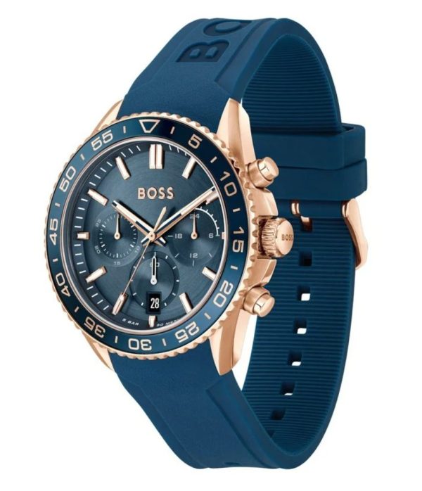 Montre homme Hugo Boss Runner 44 mm réf. 1514169, cadran bleu, bracelet silicone – vue de trois-quarts