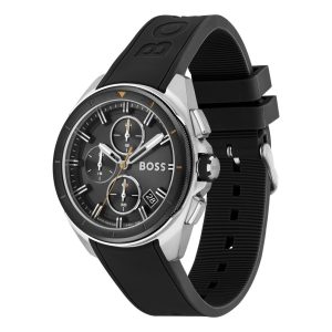 Montre homme Hugo Boss Volane 44 mm réf. 1513953, cadran noir, bracelet silicone – vue de trois-quarts