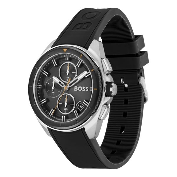 Montre homme Hugo Boss Volane 44 mm réf. 1513953, cadran noir, bracelet silicone – vue de trois-quarts