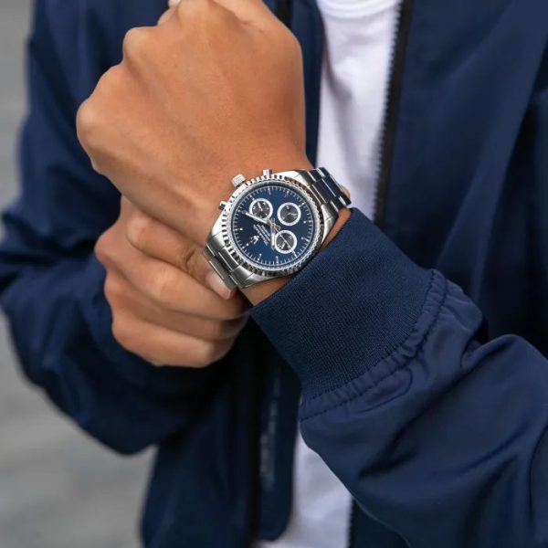 Montre homme Maserati Competizione réf. R8853100022, mouvement quartz, boîtier 43 mm, acier inoxydable – vue principale, Horlova Maroc