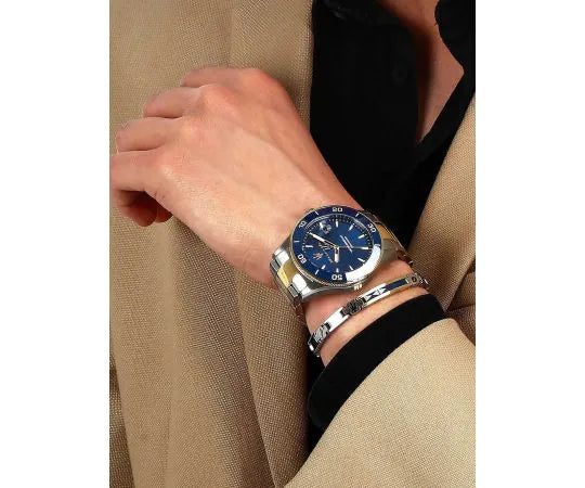 Montre homme Maserati Competizione réf. R8873600007, boîtier 43 mm, acier inoxydable – quatrième vue