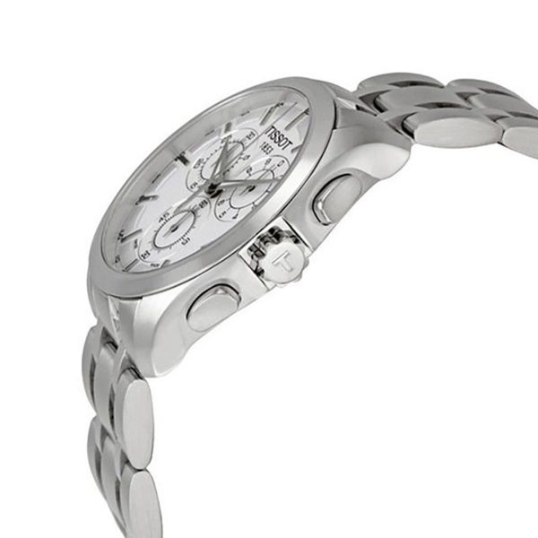 Montre homme Tissot Couturier 41 mm réf. T0356171103100, bracelet acier – vue de trois-quarts