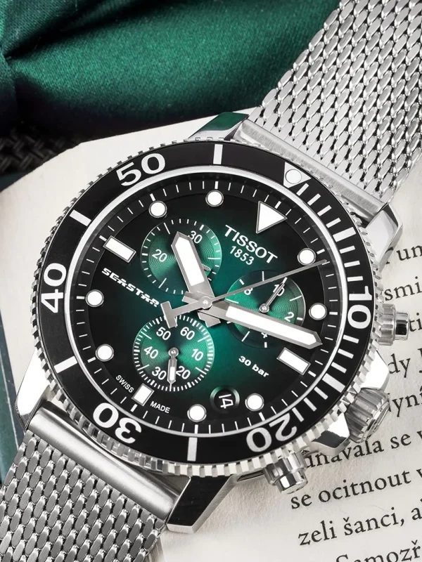 Montre homme Tissot Seastar 1000 réf. T120.417.11.091.00, chronographe quartz, boîtier 45,5 mm, acier inoxydable – quatrième vue