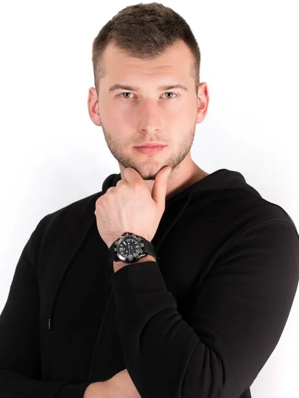 Montre homme Tommy Hilfiger réf. 1790983, mouvement quartz, acier inoxydable, silicone – deuxième vue