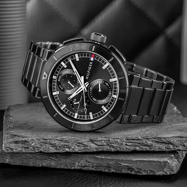 Montre homme Tommy Hilfiger réf. 1792119, mouvement quartz, boîtier 44 mm, acier inoxydable, étanche 50 m – troisième vue
