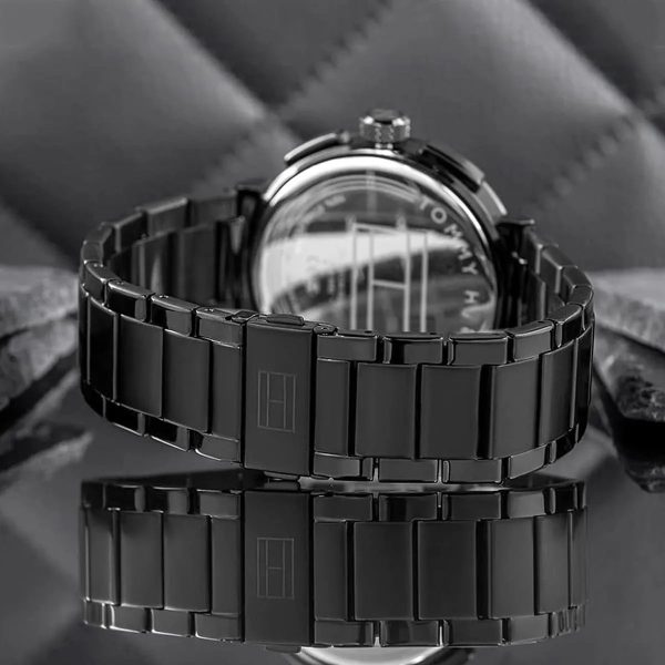 Montre homme Tommy Hilfiger réf. 1792119, mouvement quartz, boîtier 44 mm, acier inoxydable, étanche 50 m – quatrième vue