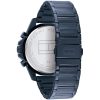 Montre homme Tommy Hilfiger 45 mm réf. 1791789, cadran bleu, bracelet acier – vue de trois-quarts
