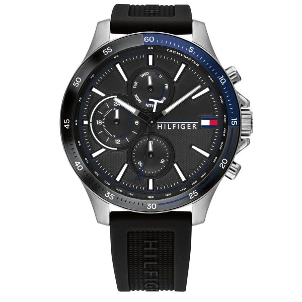 Montre homme Tommy Hilfiger 46 mm réf. 1791724, cadran noir, bracelet silicone, mouvement quartz – vue de face | Horlova Maroc