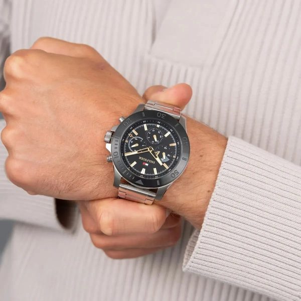 Montre homme Tommy Hilfiger réf. 1792114, mouvement quartz, boîtier 46 mm, acier inoxydable, étanche 50 m – troisième vue