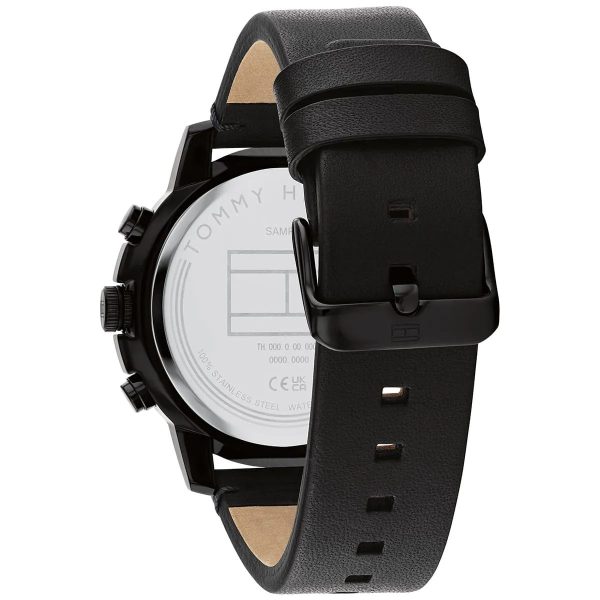 Montre homme Tommy Hilfiger Aiden 46 mm réf. 1792110, cadran noir, bracelet cuir – autre angle