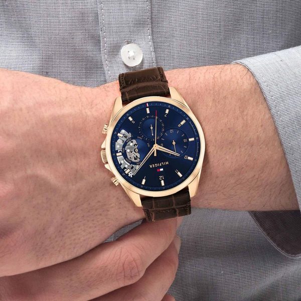 Montre homme Tommy Hilfiger Baker réf. 1710453, mouvement quartz, boîtier 43,5 mm, cuir – deuxième vue
