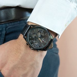 Montre homme Tommy Hilfiger Baker réf. 1710452, mouvement quartz, boîtier 43 mm, cuir – vue principale, Horlova Maroc