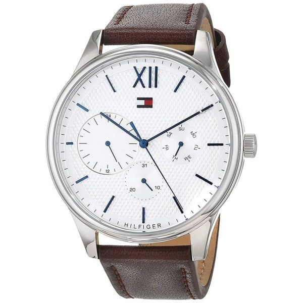 Montre homme Tommy Hilfiger Damon 44 mm réf. 1791418, cadran blanc, mouvement quartz – vue de trois-quarts