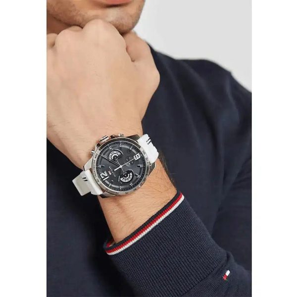 Montre homme Tommy Hilfiger Decker réf. 1791475, mouvement quartz, boîtier 44 mm, cuir, étanche 50 m – vue principale, Horlova Maroc