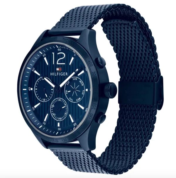 Montre homme Tommy Hilfiger Gavin 44 mm réf. 1791471, cadran bleu, bracelet acier – vue de trois-quarts
