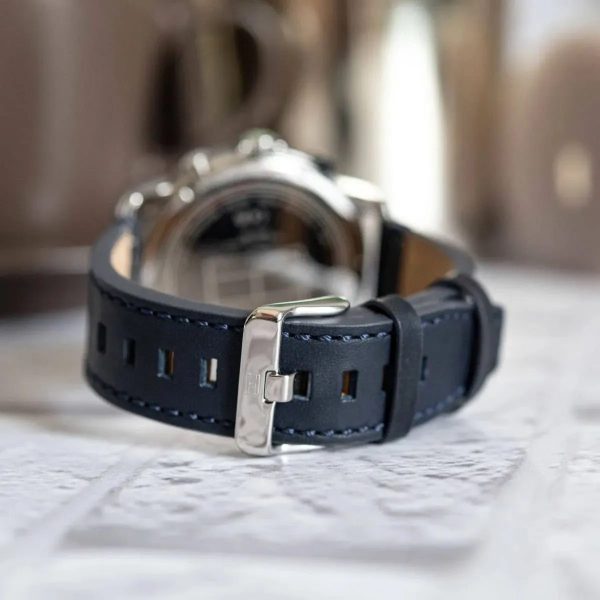 Montre homme Tommy Hilfiger Jameson réf. 1792051, mouvement quartz, boîtier 46 mm, cuir, étanche 50 m – troisième vue