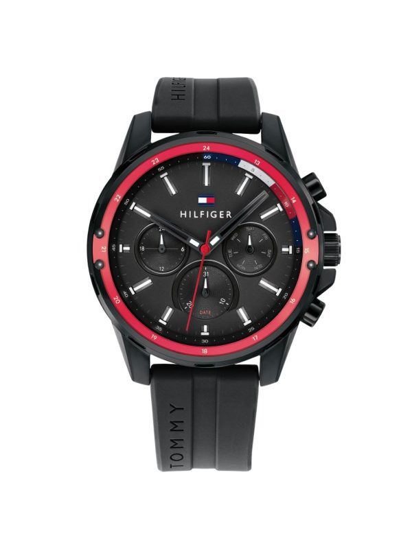 Montre homme Tommy Hilfiger Mason 45 mm réf. 1791793, cadran noir, bracelet silicone, mouvement quartz – vue de face | Horlova Maroc