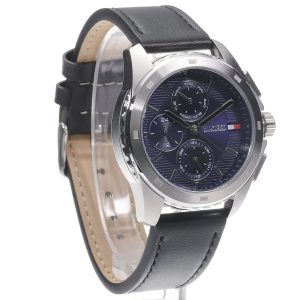 Montre homme Tommy Hilfiger Navy 44 mm réf. 1710619, cadran bleu marine – vue de trois-quarts