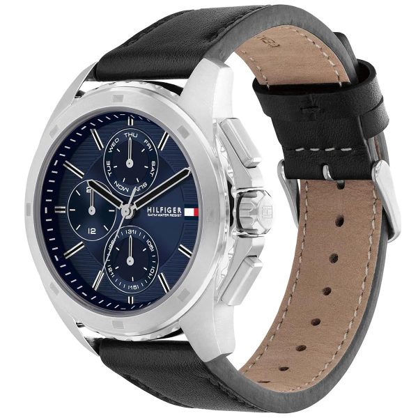 Montre homme Tommy Hilfiger Navy 44 mm réf. 1710619, cadran bleu marine, mouvement quartz – autre angle