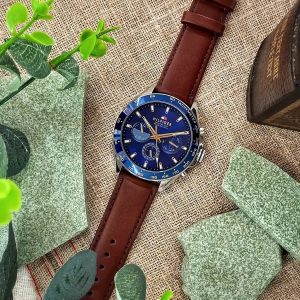 Montre homme Tommy Hilfiger Owen réf. 1791965, chronographe quartz, boîtier 46 mm, cuir, étanche 50 m – vue principale, Horlova Maroc
