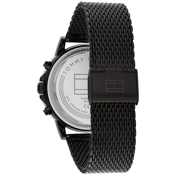 Montre homme Tommy Hilfiger Stewart 44 mm réf. 1710610, cadran noir, mouvement quartz – vue de trois-quarts