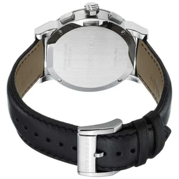 Montre mixte Burberry Check 42 mm réf. BU9356, cadran noir, mouvement quartz chronographe – vue de trois-quarts