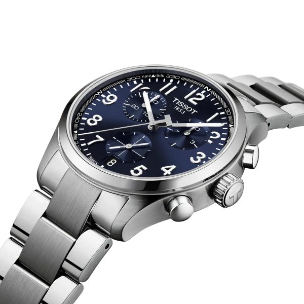 Montre mixte Tissot Chrono réf. T1164171104200, chronographe quartz, boîtier 42 mm, acier inoxydable, verre saphir – deuxième vue
