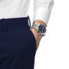 Montre mixte Tissot Chrono réf. T1164171104200, chronographe quartz, boîtier 42 mm, acier inoxydable, verre saphir – troisième vue