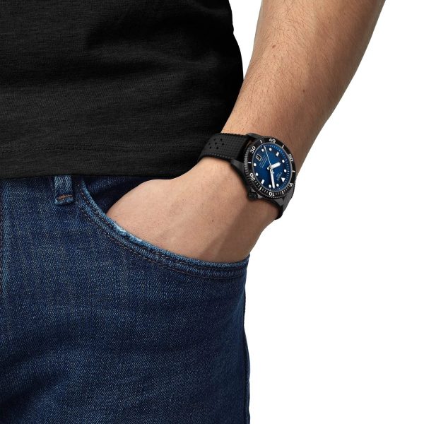 Montre mixte Tissot Seastar 1000 Powermatic réf. T1208073704100, mouvement automatique, boîtier 40 mm, étanche 300 m – quatrième vue